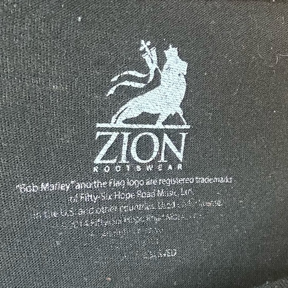 Tops/T-Shirts/Tanks👚 - 2 for $15 or 3 for $20 (Mix & Match) - Picture 5 of 5